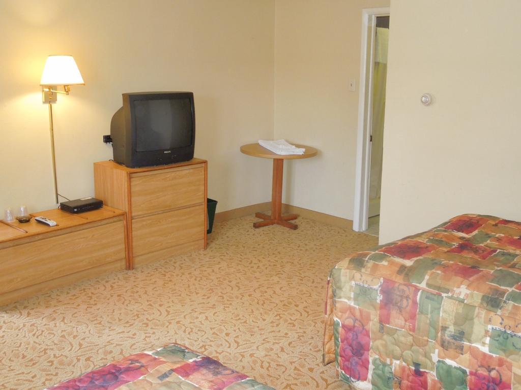 Red Lion Motel Southampton Esterno foto
